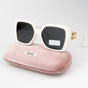 NEW Miu Miu MU10YS 1425S0 White Dark Grey Square Women Sunglasses 0MU 10YS